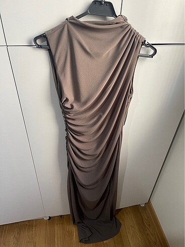 s Beden gri Renk Zara drape detaylı midi elbise