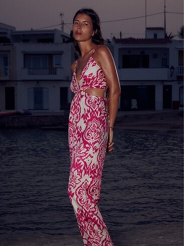 Zara Zara desenli cut out tulum elbise