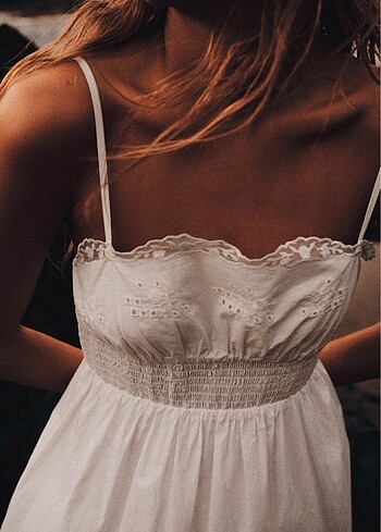 Zara Zara işlemeli poplin elbise