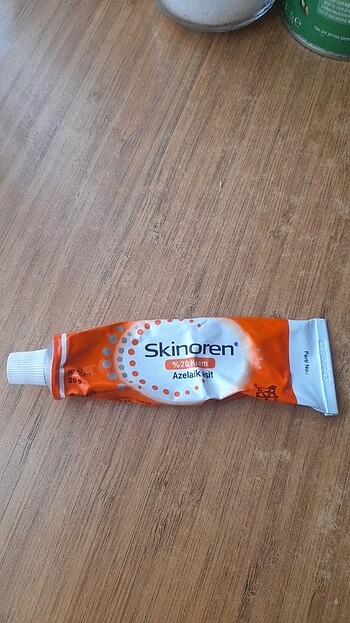 Skinoren Azelaik Asit Krem