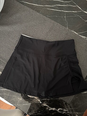 İçi Mayo Etek Bikini Altı