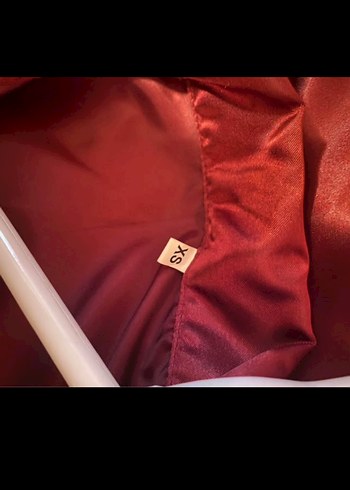 Bordo Drapeli Kadın Mezuniyet Elbisesi - Görsel 4