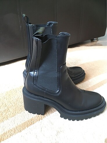 38 Beden Zara Bot