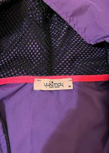 Mor Kapüşonlu Kadın Yağmurluk - Görsel 3