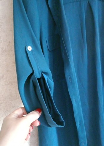 Düğmeli Mavi Midi Kadın Gömlek - Görsel 2