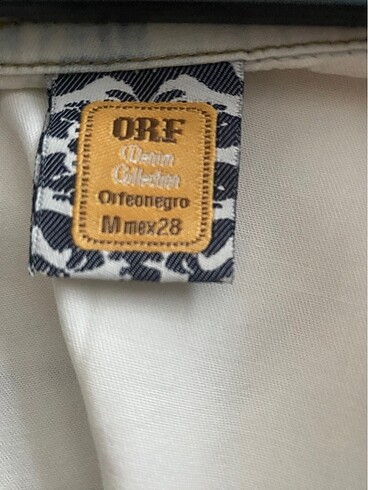 m Beden mavi Renk Sıfır kol kot gömlek.