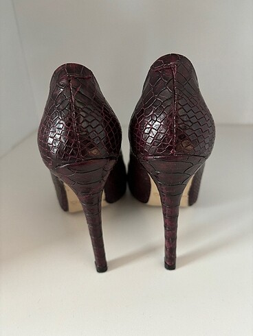 Hotiç Hotiç bordo krokodil 36 numara stiletto