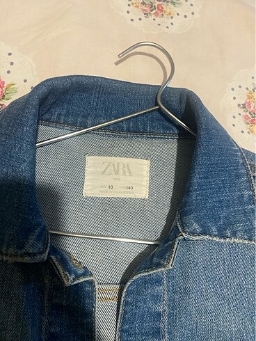 Zara Zara çoçukk kot çeketi