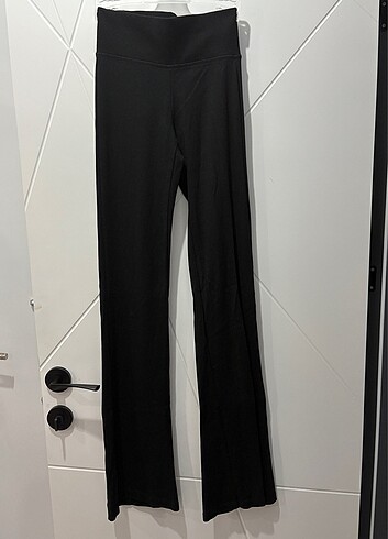 Bershka flare tayt
