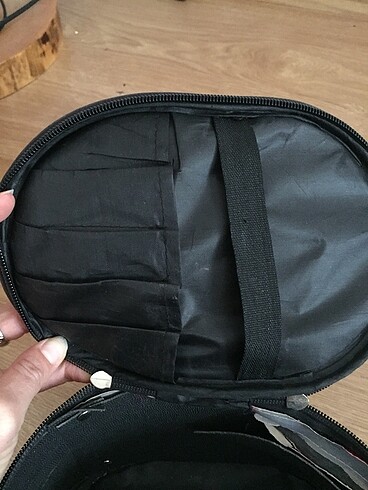  Beden siyah Renk İçi geniş makyaj çantası