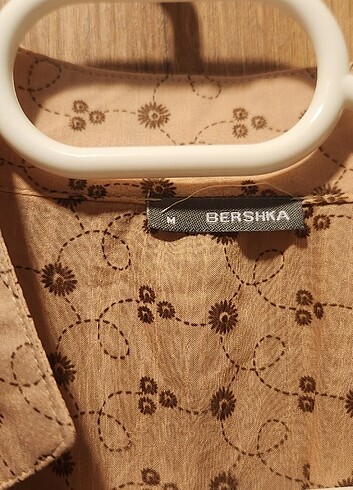 Bershka Kadın Çiçekli Bluz