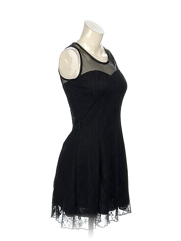 Vintage Love PreLoved Kısa Elbise %70 İndirimli.