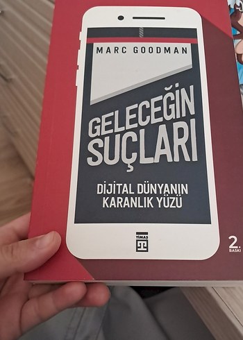 Geleceğin Suçları - Dijital Dünyanın Karanlık Yüzü