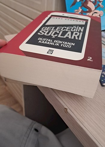 Geleceğin Suçları - Dijital Dünyanın Karanlık Yüzü