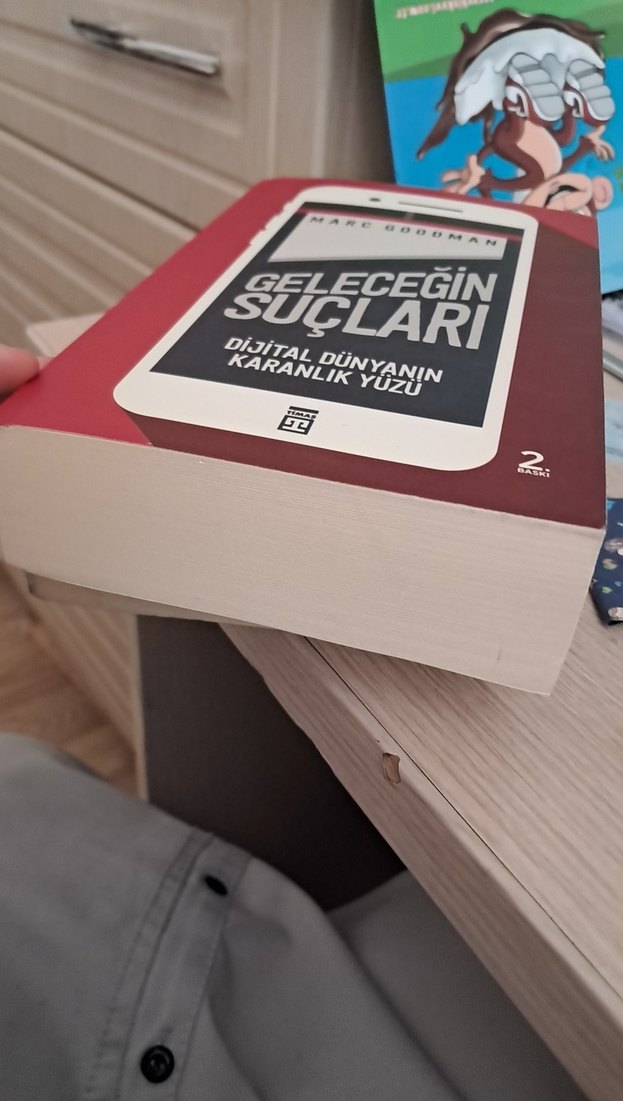 Geleceğin Suçları - Dijital Dünyanın Karanlık Yüzü - Görsel 2