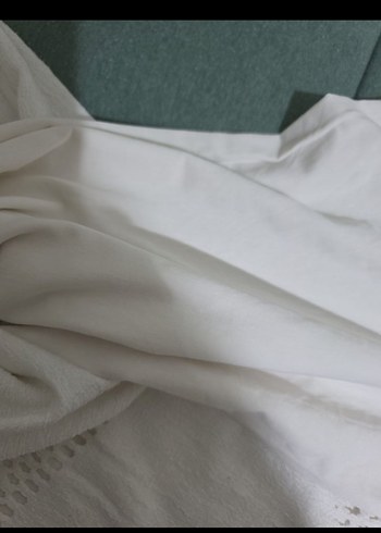 11 12 yaş Beyaz salaş pantolon çok şık duruyor - Görsel 2