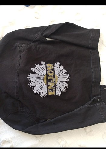 Düğmeli Siyah Nakışlı Kadın Kot Ceket - Görsel 3