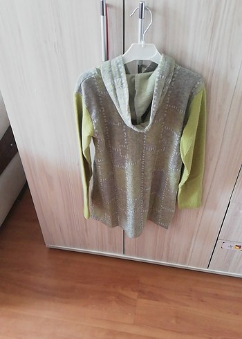 Kız Çocuk Kapüşonlu Triko Kazak - Görsel 2