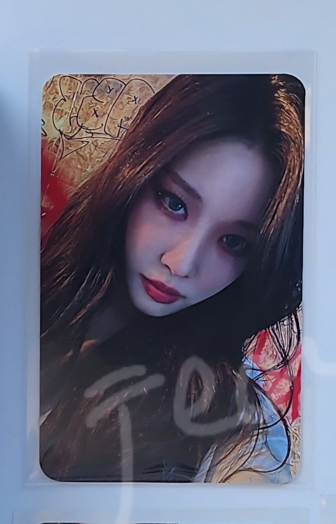 Alivio Chungha IMZALI Albüm + POB - Görsel 3