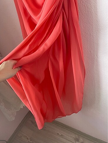 m Beden kırmızı Renk Zara Büzgülü Elbise