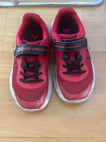 Under armour spor ayakkabı