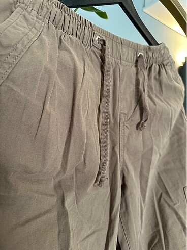 Bershka paraşüt pantolon etiketli - Görsel 7