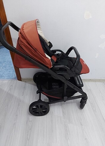 Joie Bebek arabası