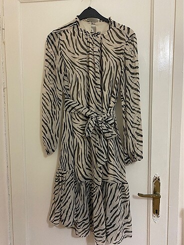 Zebra elbise