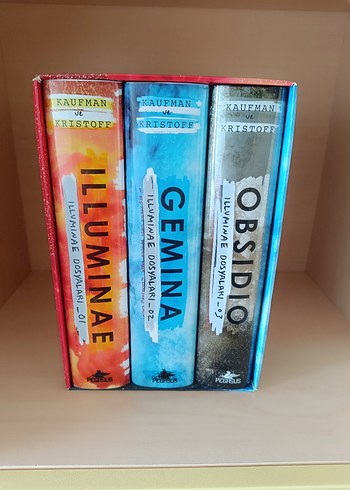Illuminae Dosyaları 3'lü Set - Kaufman & Kristoff