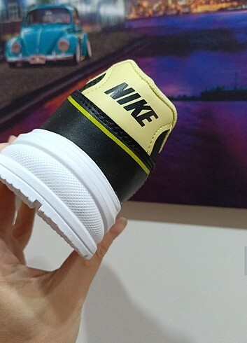 Nike Neon sarı jordan....sarı poli taban nike