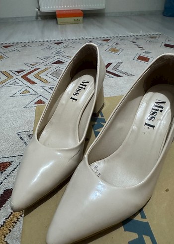 Diğer Beyaz Kadın Topuklu Stiletto - Modern Klasik