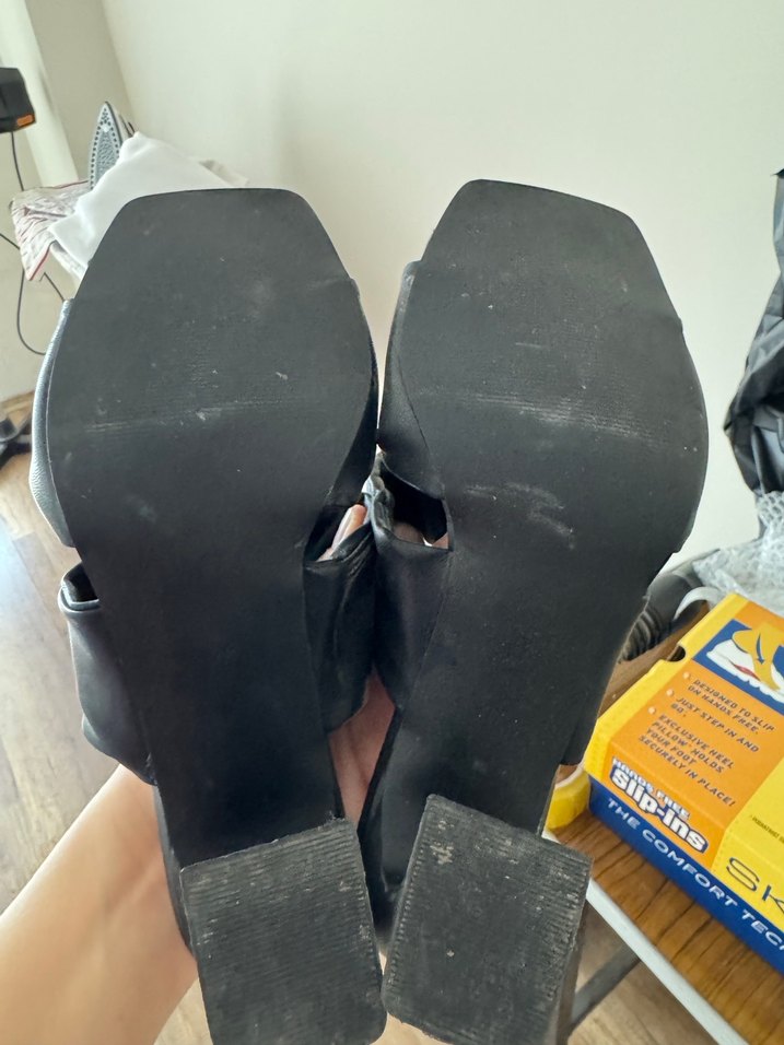 Siyah Kadın Topuklu Sandalet - Görsel 3