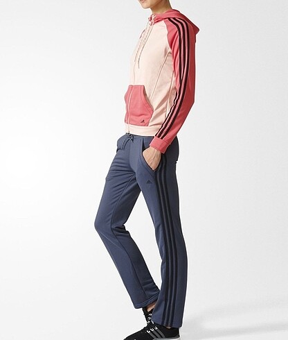Adidas eşofman takımı kadın