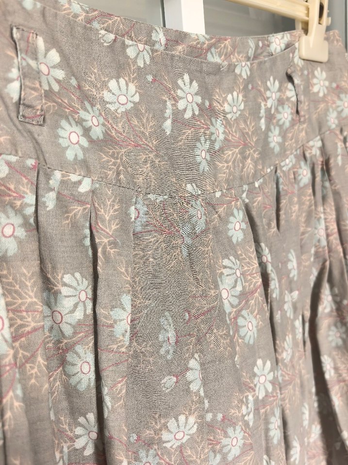 Çiçekli Pilili Midi  Etek - Görsel 2