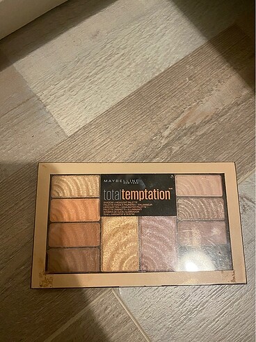 Maybelline New York Total Temptation Far Paleti