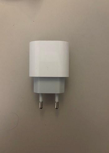 Beyaz iPhone 12 - Görsel 8