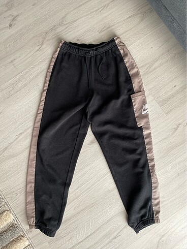 Beden Nike esortman