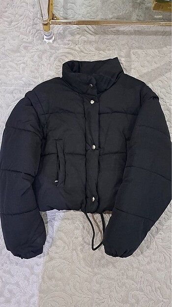 Bershka Şişme Mont