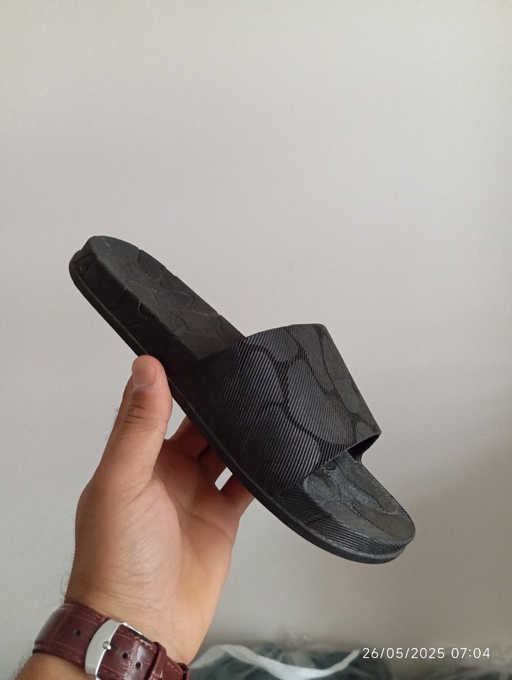 Siyah Minimalist Kadın Terlik - Görsel 3