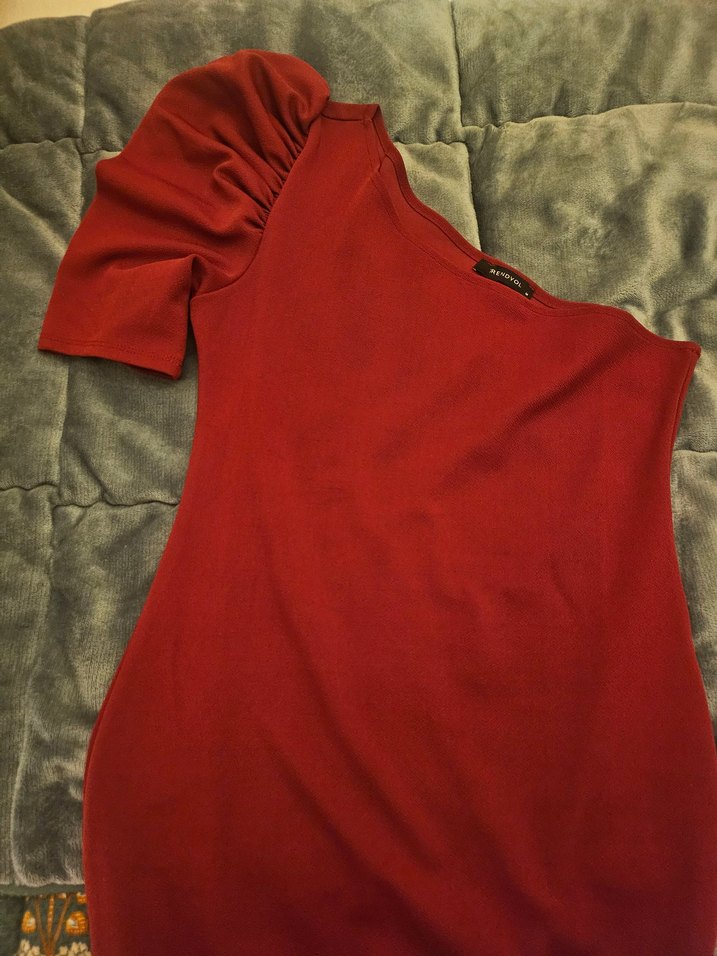 Kırmızı Tek Omuz Drapeli Midi Elbise - Görsel 4