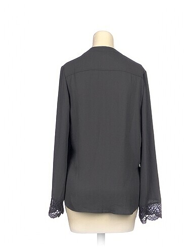 s Beden PreLoved Bluz %70 İndirimli.