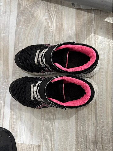 Kız çocuk asics spor ayakkabısı