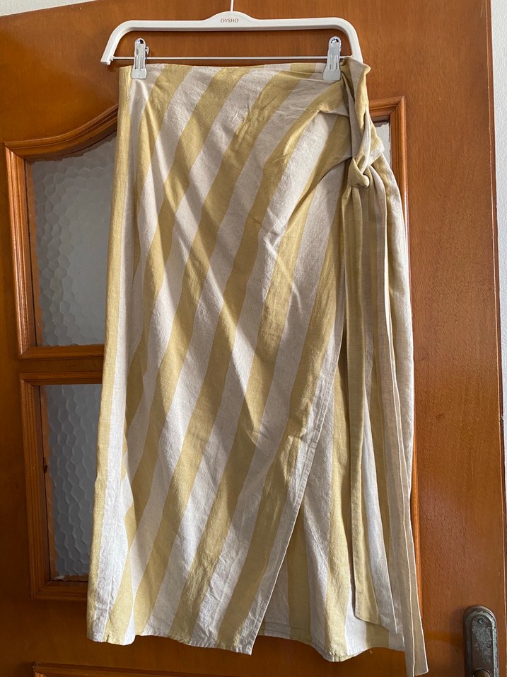 Sarılı Uzun Sarı Çizgili Etek - Görsel 3