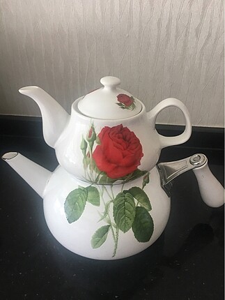 Porselen çaydanlık