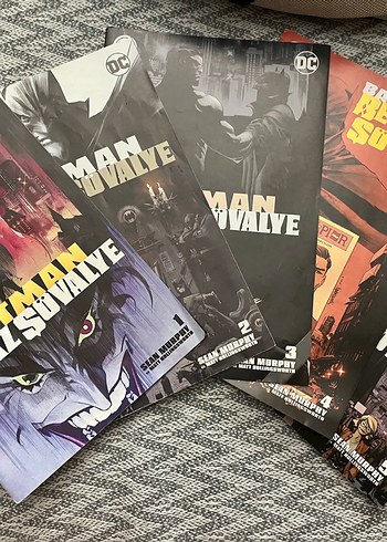 Beden DC Batman Beyaz Şövalye Çizgi Roman Seti