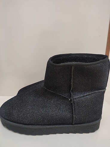 Ugg model