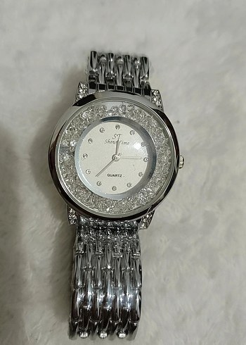 Beyaz Parlak Kadın Saat Pullu Detaylı - Görsel 2