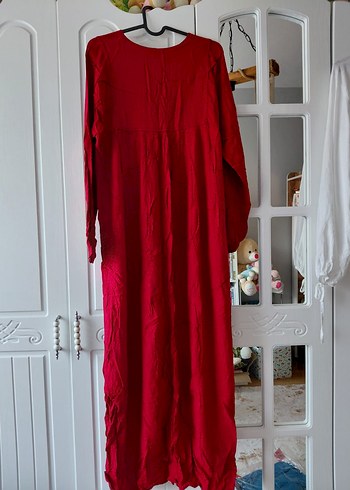 KIRMIZI RENGİ TESETTÜR ELBİSE - Görsel 6