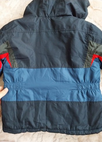 Koyu Mavi Kapüşonlu Erkek Çocuk Mont - Görsel 7