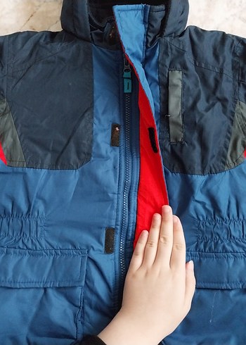 Koyu Mavi Kapüşonlu Erkek Çocuk Mont - Görsel 4